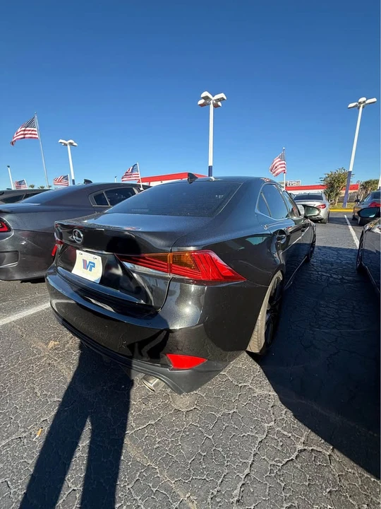 2018 Lexus IS 3rd Gen - Image 3 of 10