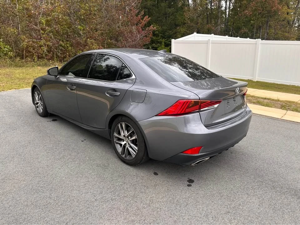 2018 Lexus IS 3rd Gen - Image 4 of 12