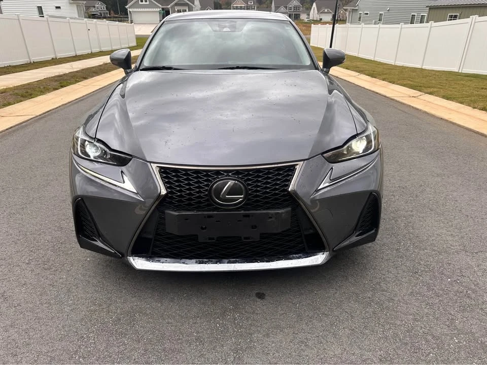 2018 Lexus IS 3rd Gen - Image 5 of 12