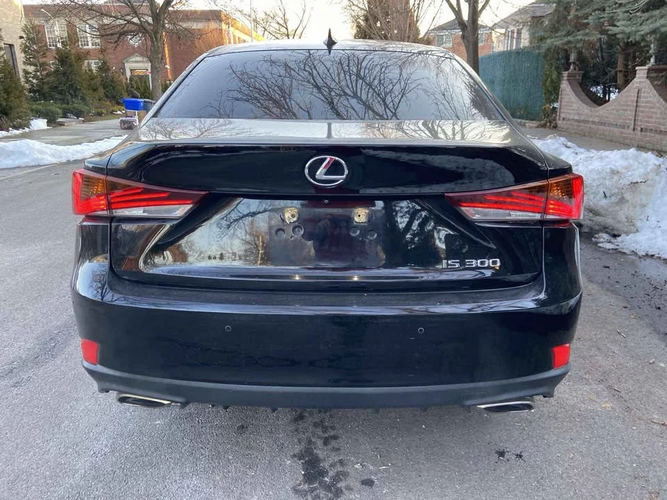 2018 Lexus IS 3rd Gen - Image 5 of 14