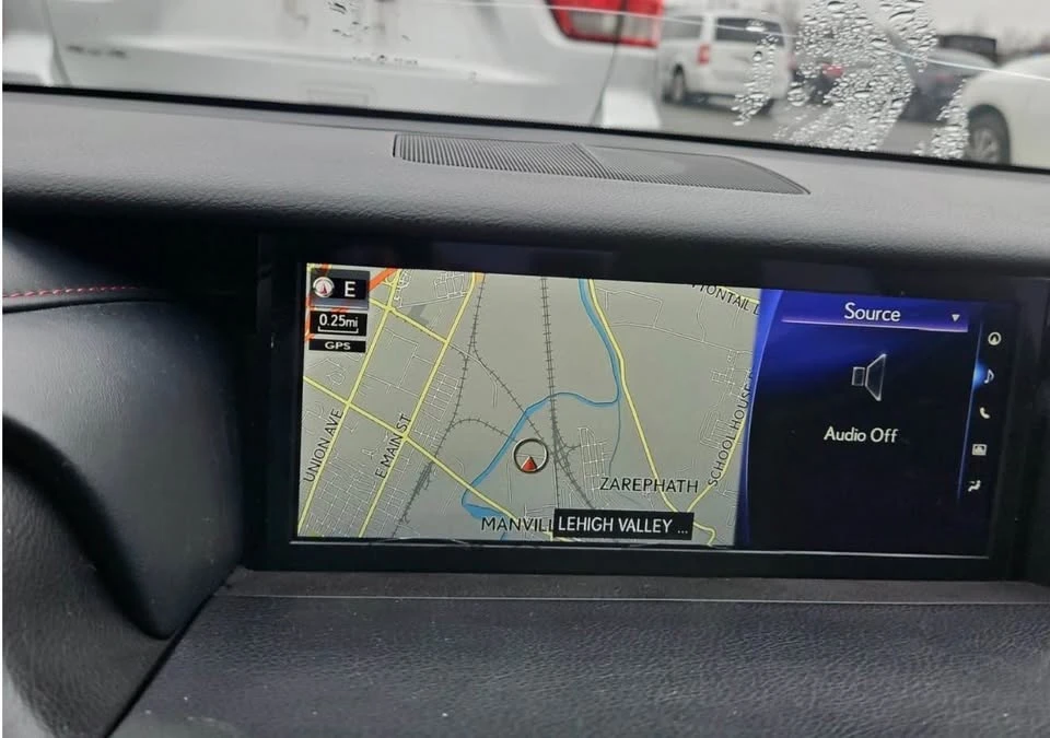 2018 Lexus IS 3rd Gen - Image 11 of 12