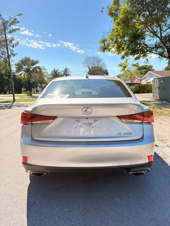 2018 Lexus IS 3rd Gen - Image 8 of 11