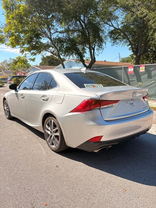 2018 Lexus IS 3rd Gen - Image 6 of 11