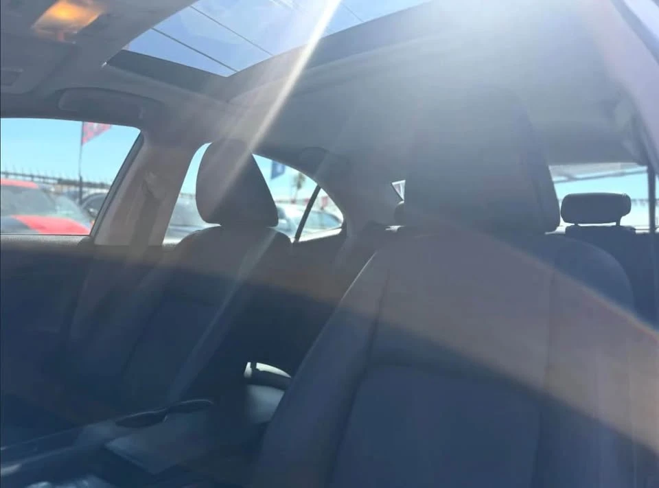 2018 Lexus IS 3rd Gen - Image 8 of 10