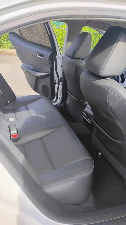 2018 Lexus IS 3rd Gen - Image 11 of 12