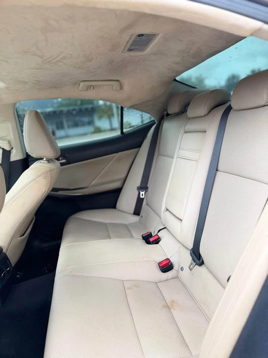 2018 Lexus IS 3rd Gen - Image 6 of 12
