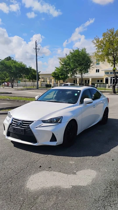 2018 Lexus IS 3rd Gen - Image 2 of 11