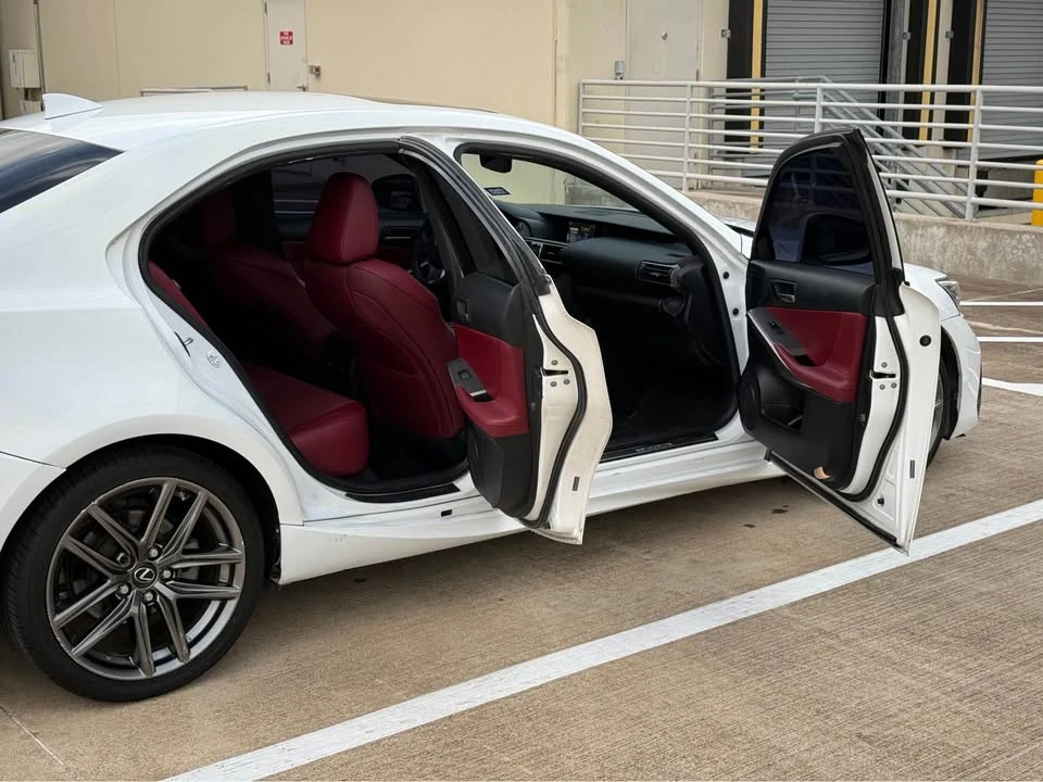 2018 Lexus IS 3rd Gen - Image 18 of 18