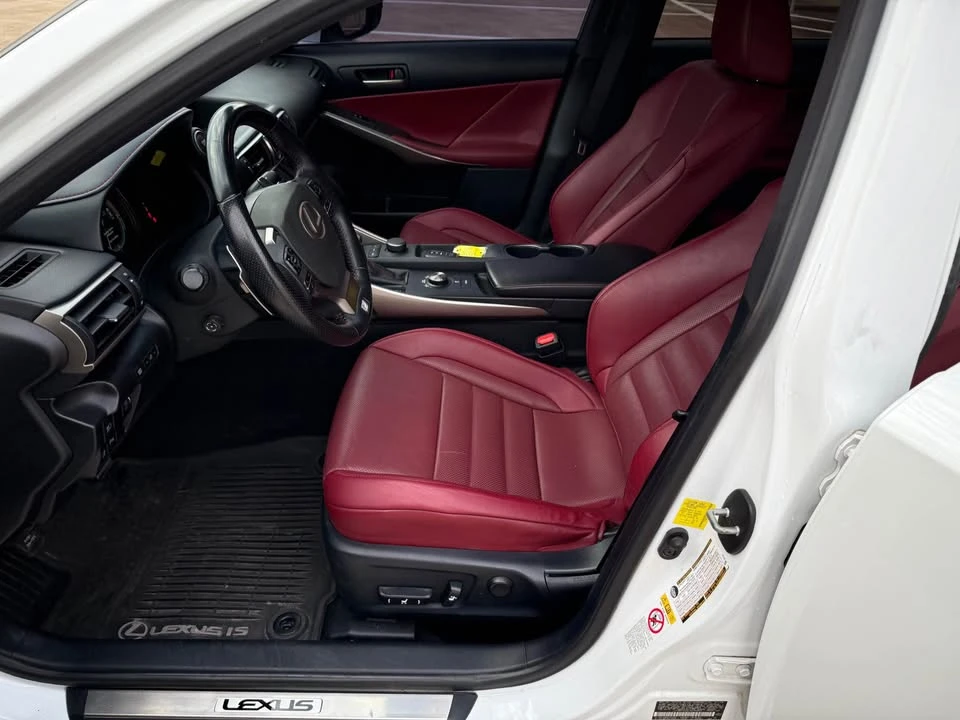 2018 Lexus IS 3rd Gen - Image 13 of 18