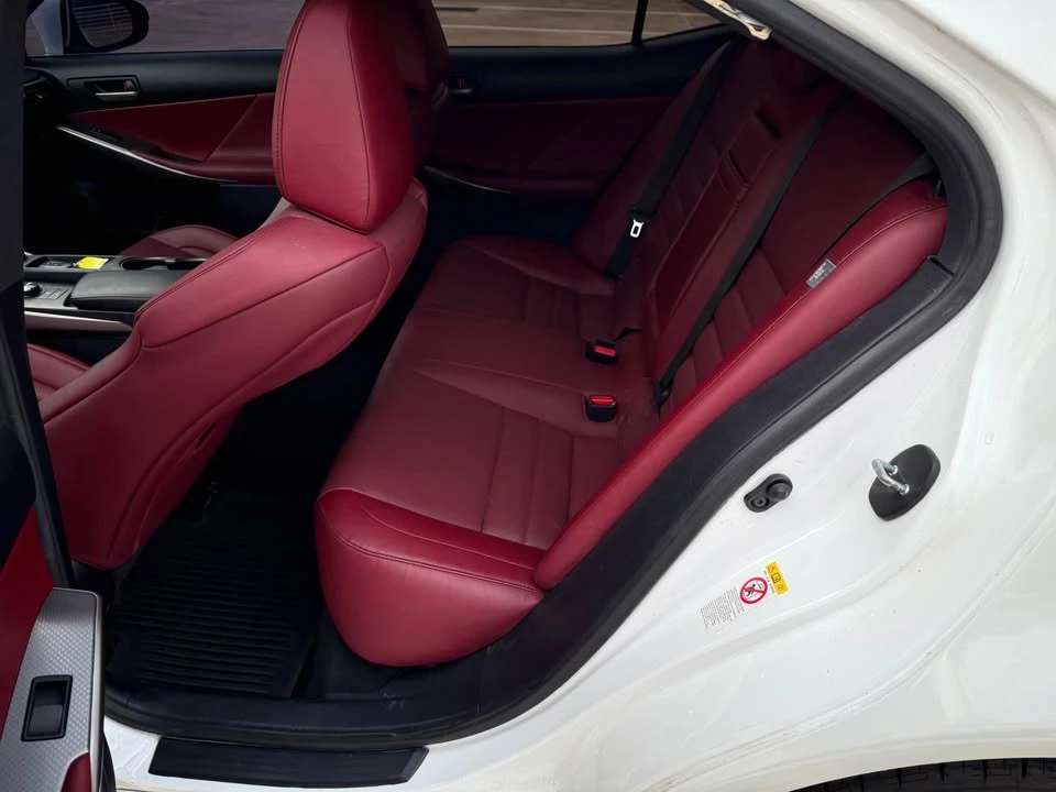 2018 Lexus IS 3rd Gen - Image 12 of 18