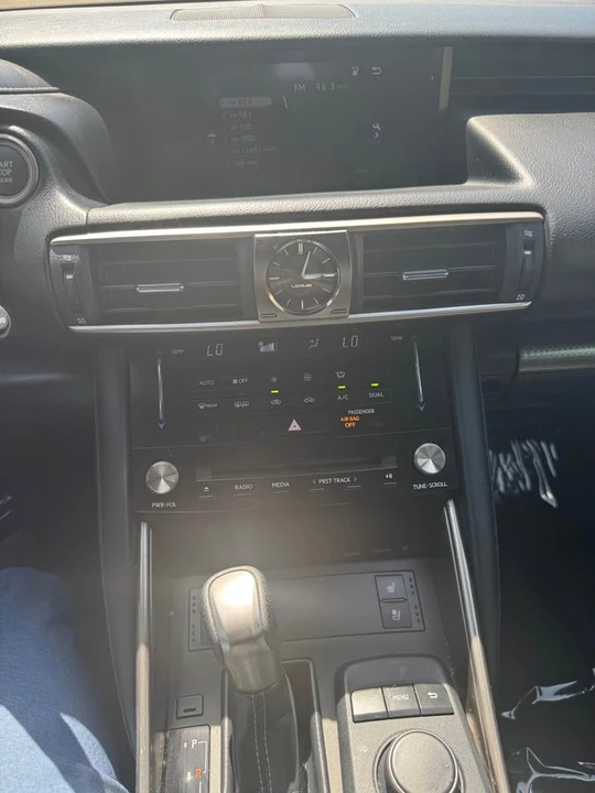 2018 Lexus IS 3rd Gen - Image 9 of 9