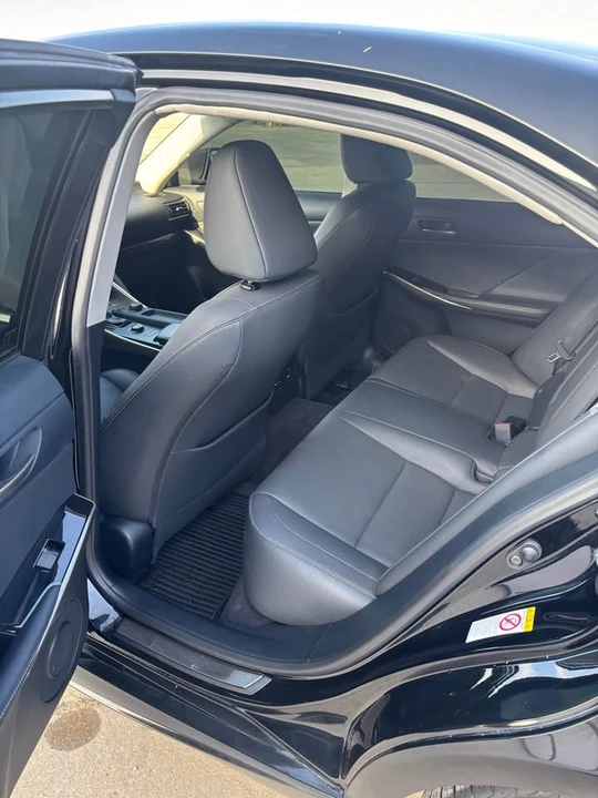 2018 Lexus IS 3rd Gen - Image 8 of 17