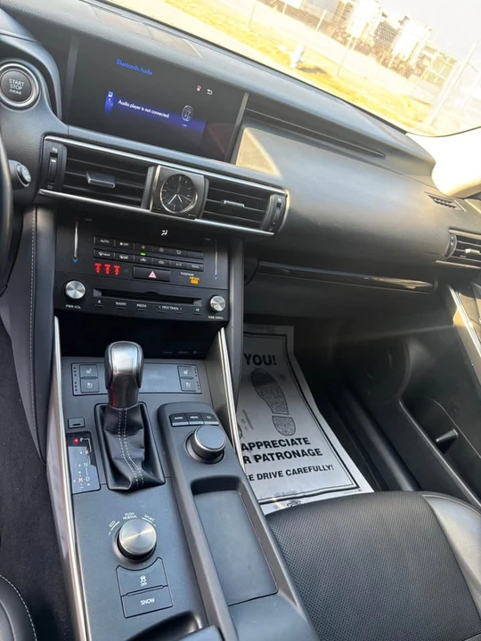 2018 Lexus IS 3rd Gen - Image 11 of 17