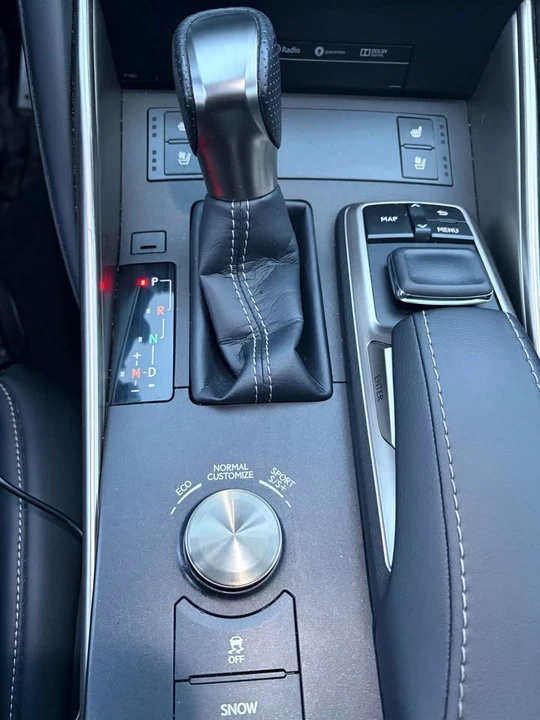 2018 Lexus IS 3rd Gen - Image 7 of 9
