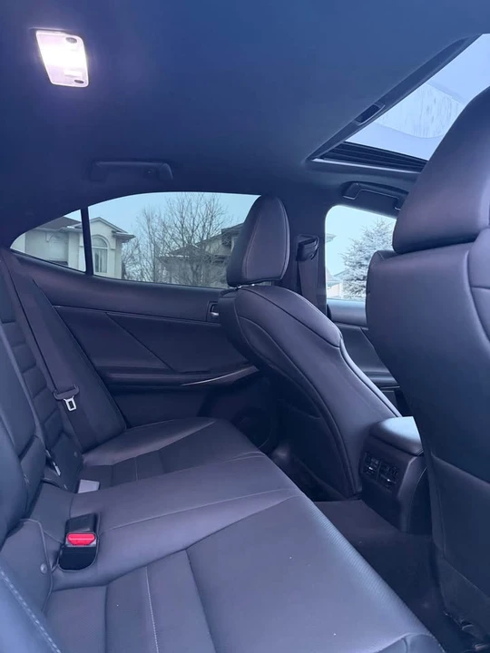 2018 Lexus IS 3rd Gen - Image 5 of 9