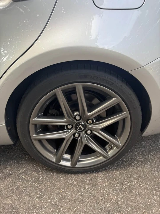 2018 Lexus IS 3rd Gen - Image 10 of 12