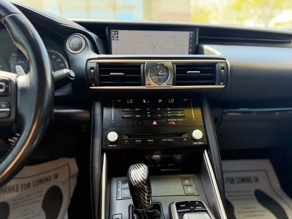 2018 Lexus IS 3rd Gen - Image 17 of 20