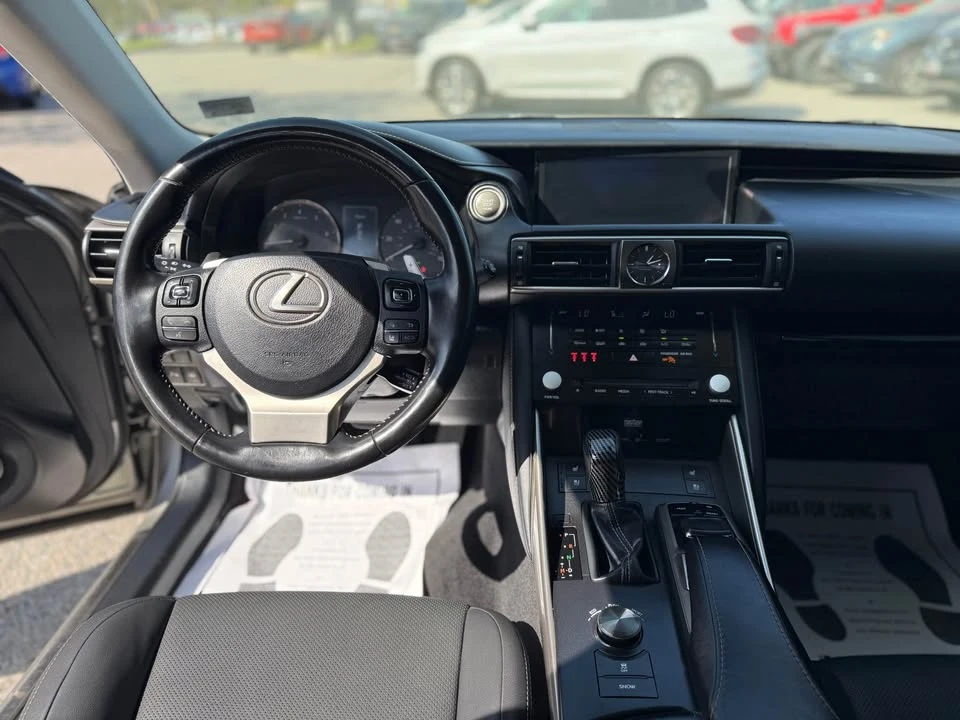 2018 Lexus IS 3rd Gen - Image 11 of 20