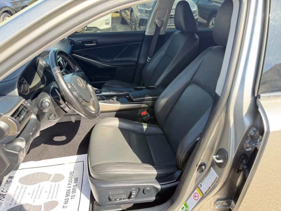 2018 Lexus IS 3rd Gen - Image 8 of 20