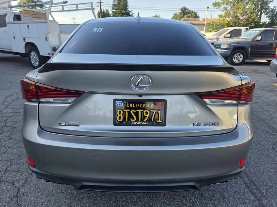 2018 Lexus IS 3rd Gen - Image 5 of 20