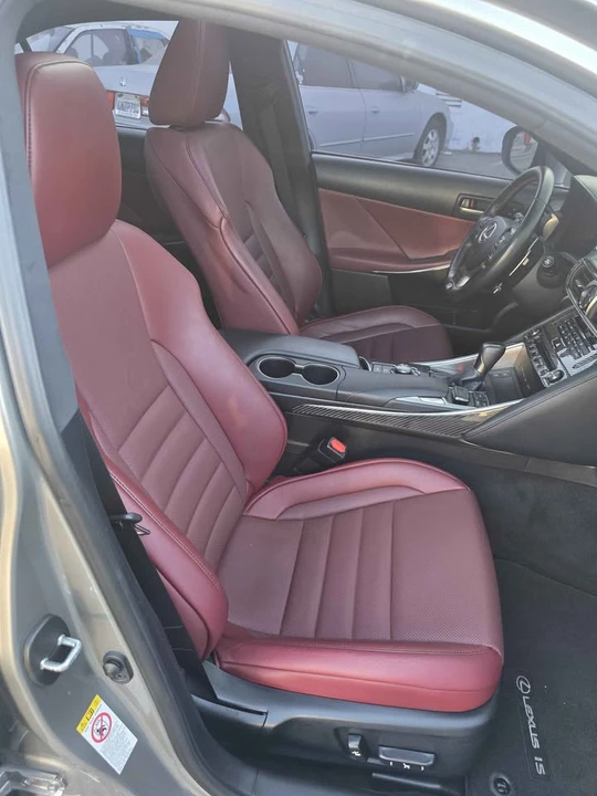 2018 Lexus IS 3rd Gen - Image 19 of 20