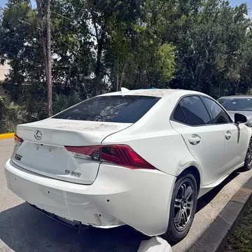 2018 Lexus IS 300 F Sport