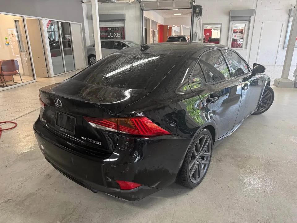 2018 Lexus IS 3rd Gen - Image 4 of 12