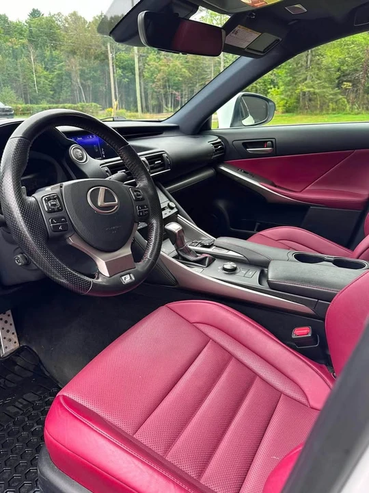 2018 Lexus IS 3rd Gen - Image 6 of 7