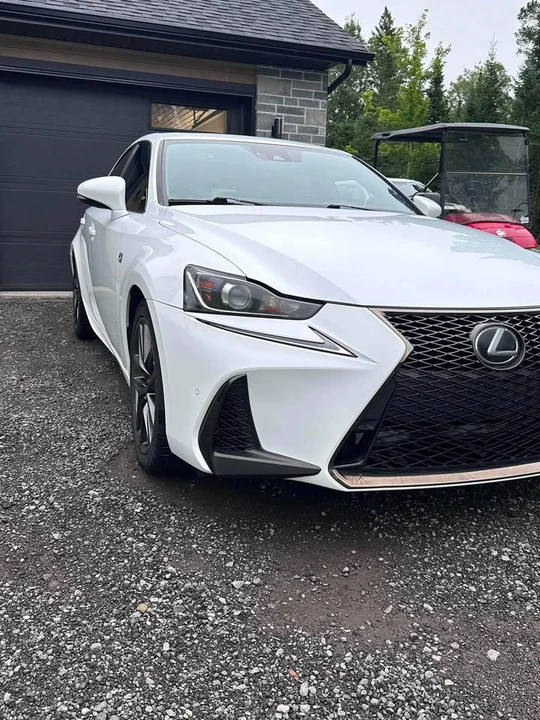 2018 Lexus IS 3rd Gen - Image 2 of 7