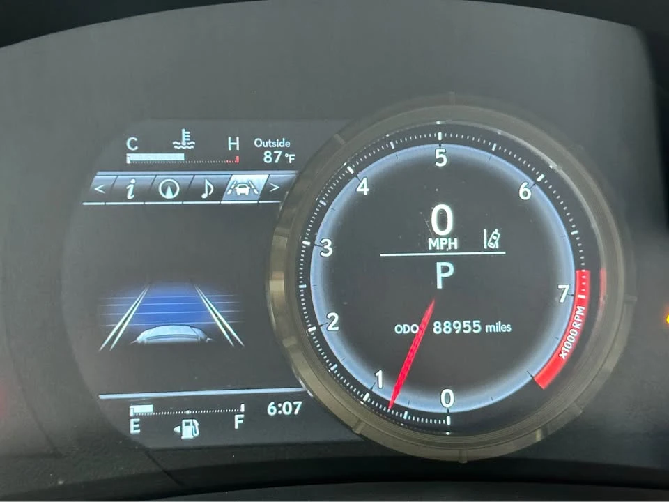 2018 Lexus IS 3rd Gen - Image 14 of 21