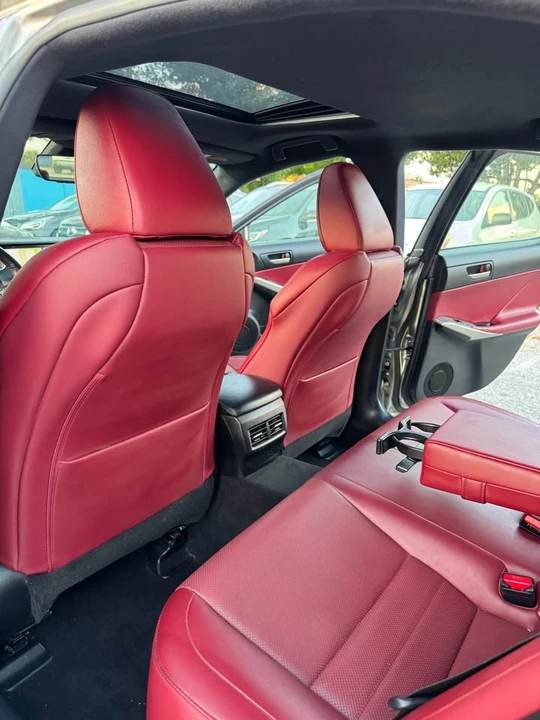 2018 Lexus IS 3rd Gen - Image 10 of 20