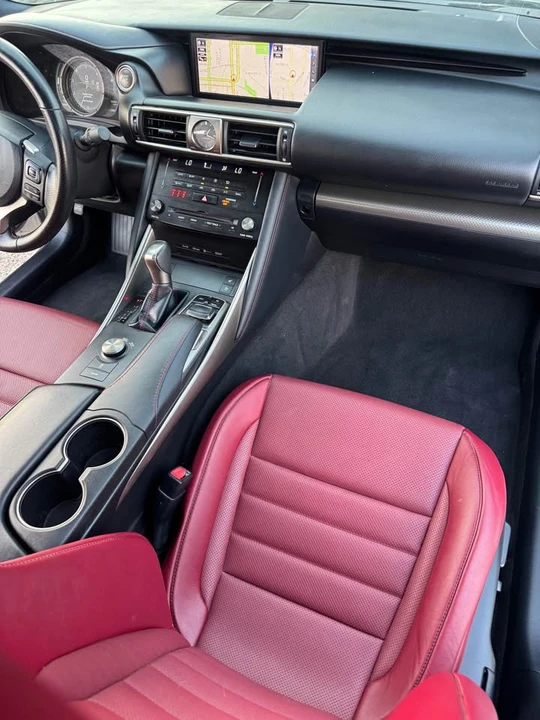 2018 Lexus IS 3rd Gen - Image 8 of 20