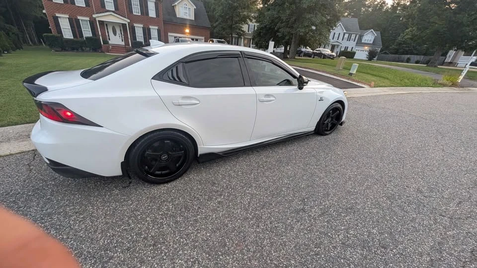 2018 Lexus IS 3rd Gen - Image 9 of 16