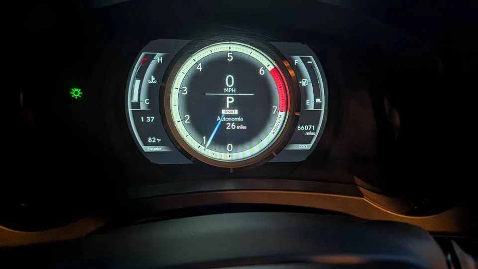 2018 Lexus IS 3rd Gen - Image 4 of 16