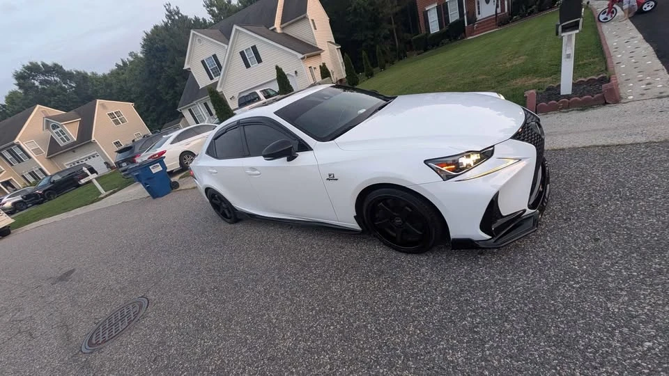 2018 Lexus IS 3rd Gen - Image 8 of 16