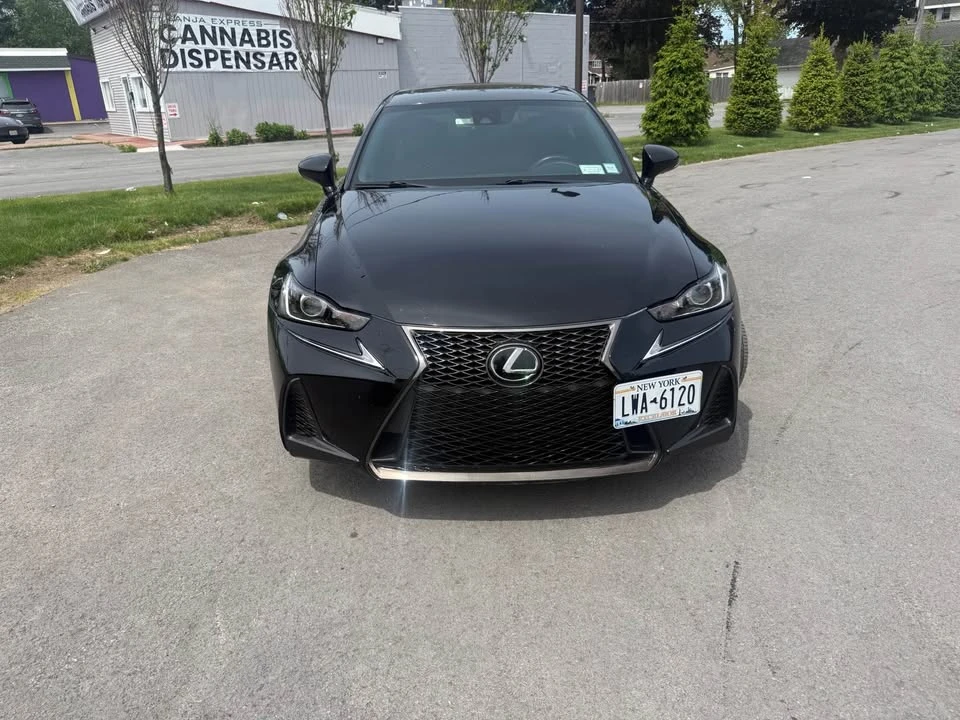 2018 Lexus IS 3rd Gen - Image 2 of 19