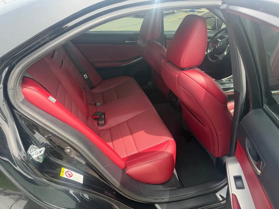 2018 Lexus IS 3rd Gen - Image 13 of 19