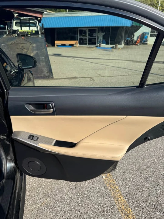 2018 Lexus IS 3rd Gen - Image 9 of 13