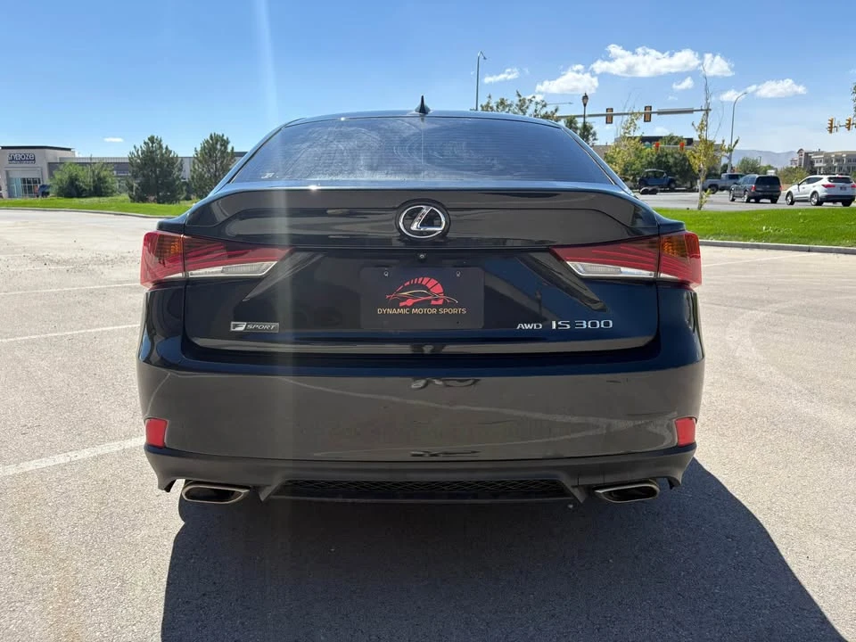 2018 Lexus IS 3rd Gen - Image 8 of 13