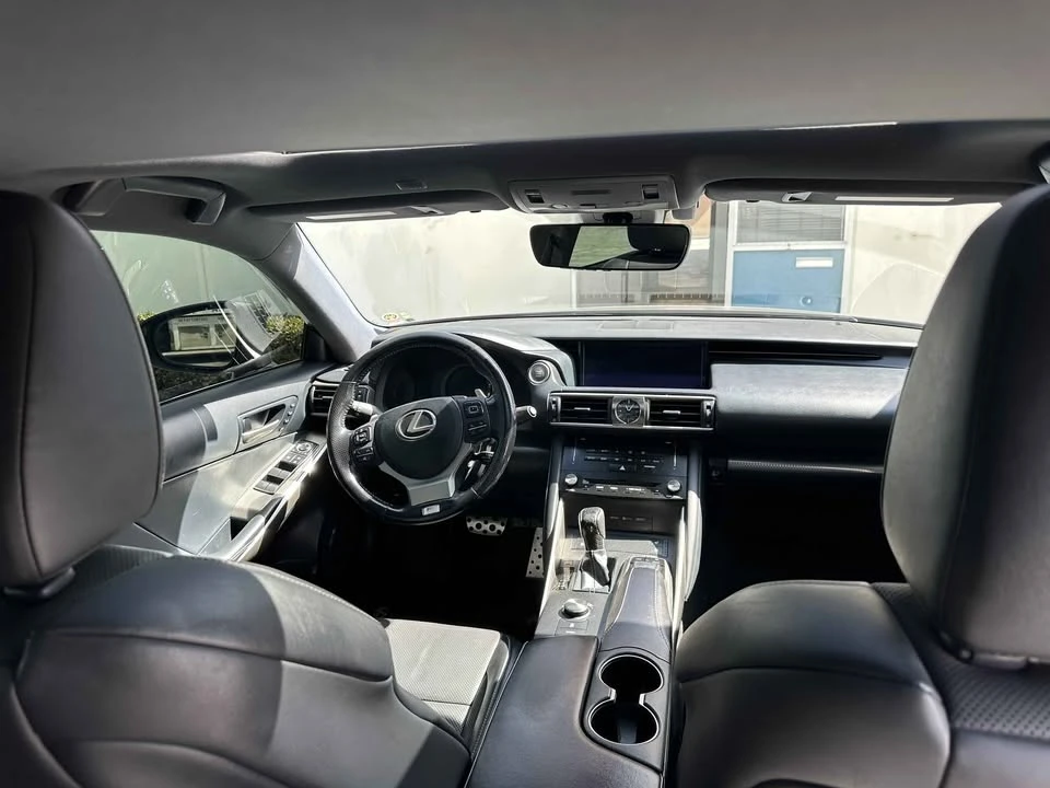 2018 Lexus IS 3rd Gen - Image 10 of 13