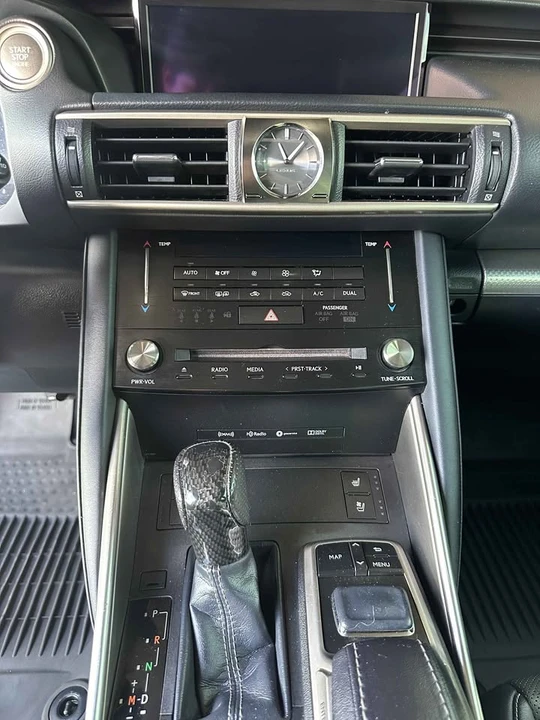 2018 Lexus IS 3rd Gen - Image 12 of 13
