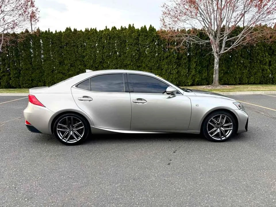 2018 Lexus IS 3rd Gen - Image 4 of 20