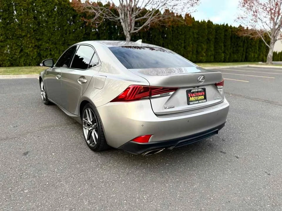 2018 Lexus IS 3rd Gen - Image 6 of 20