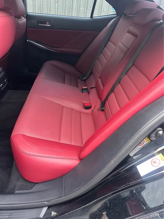 2018 Lexus IS 3rd Gen - Image 15 of 20