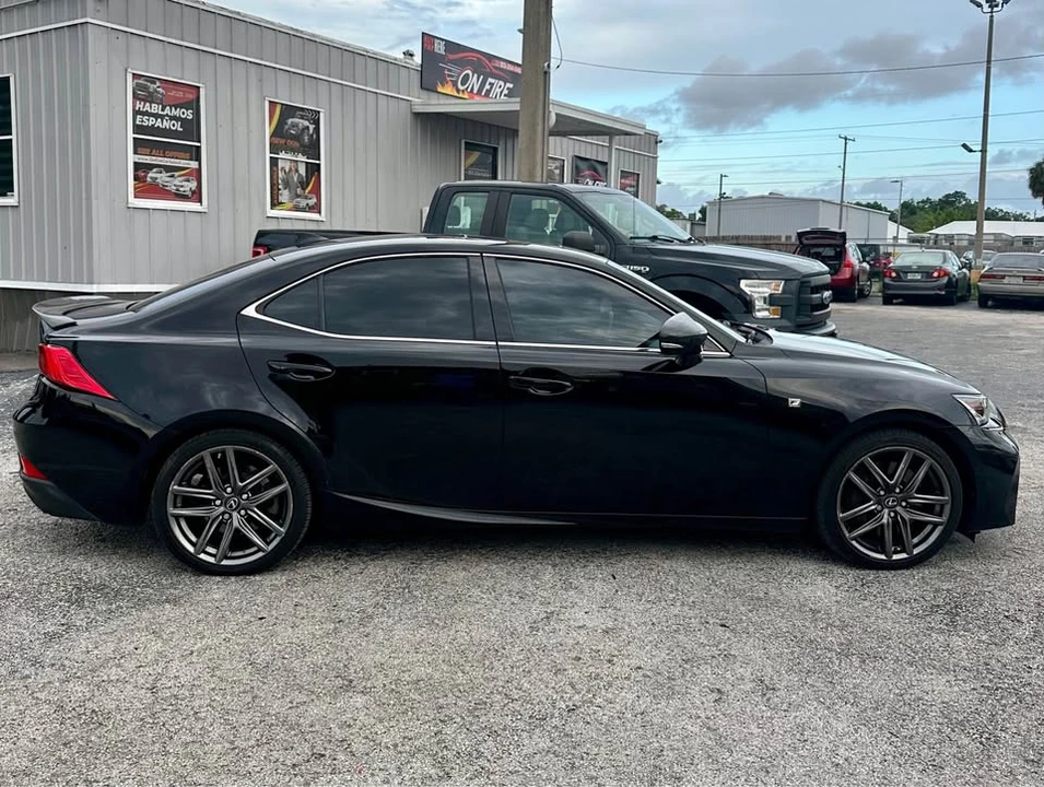 2018 Lexus IS 3rd Gen - Image 4 of 20