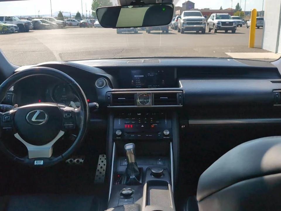 2018 Lexus IS 3rd Gen - Image 5 of 10