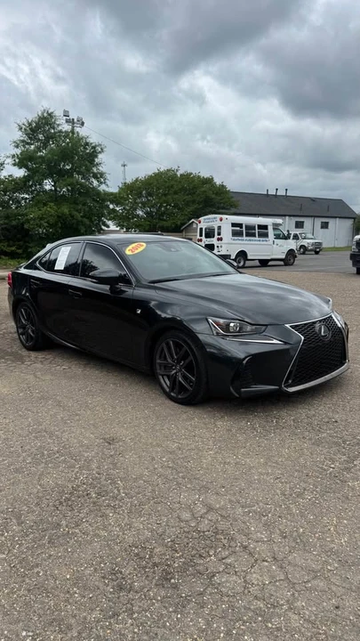 2018 Lexus IS 3rd Gen - Image 3 of 15