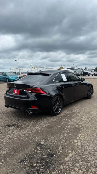 2018 Lexus IS 3rd Gen - Image 12 of 15