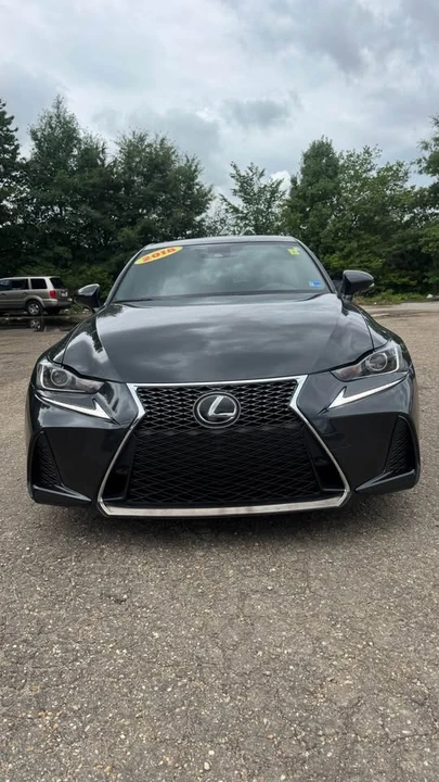 2018 Lexus IS 3rd Gen - Image 2 of 15