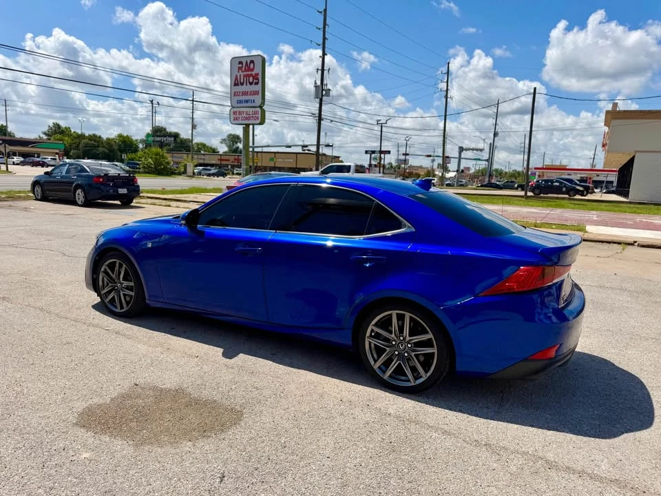 2018 Lexus IS 3rd Gen - Image 8 of 20